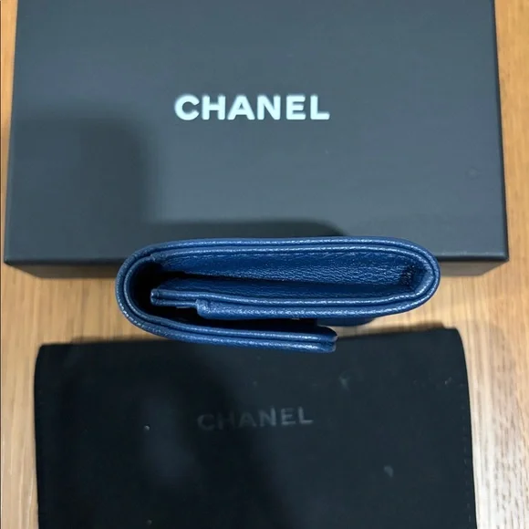 Chanel Lucky Clover cardholder wallet - Picture 6 of 9